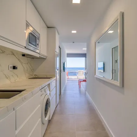 Living Canteras - Beachfront And Huge Terrace شقة