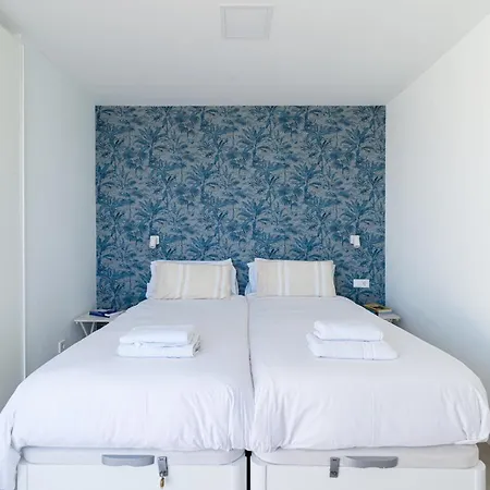 Living Canteras - Beachfront And Huge Terrace شقة لاس بالماس دي غران كاناريا