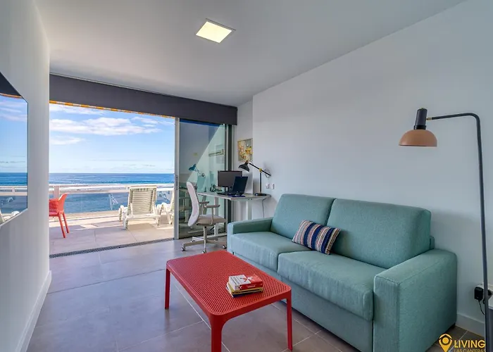Living Canteras - Beachfront And Huge Terrace *